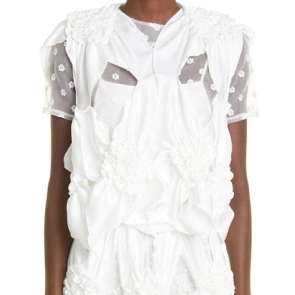 Roisin Pierce top